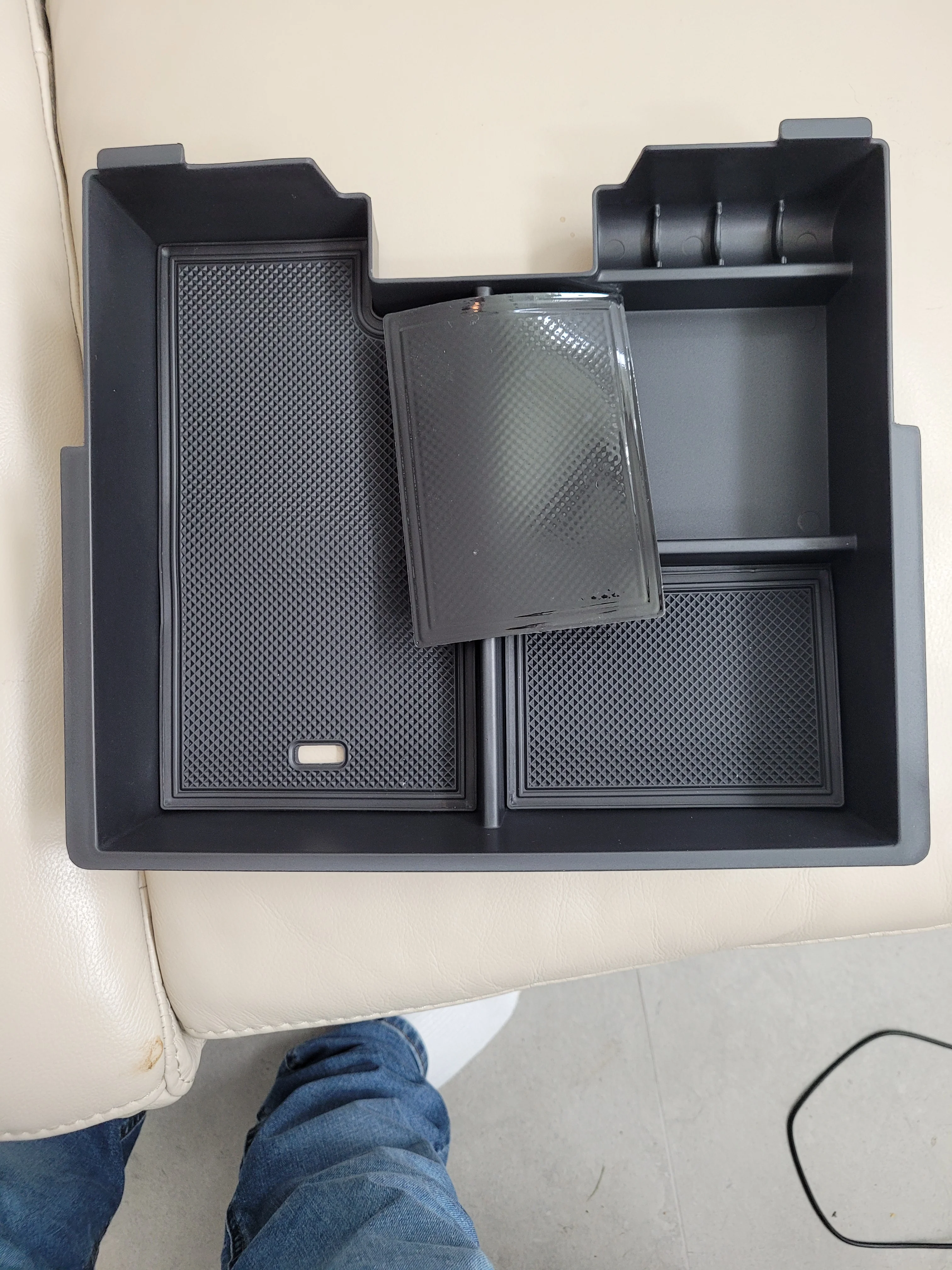 tray1.webp